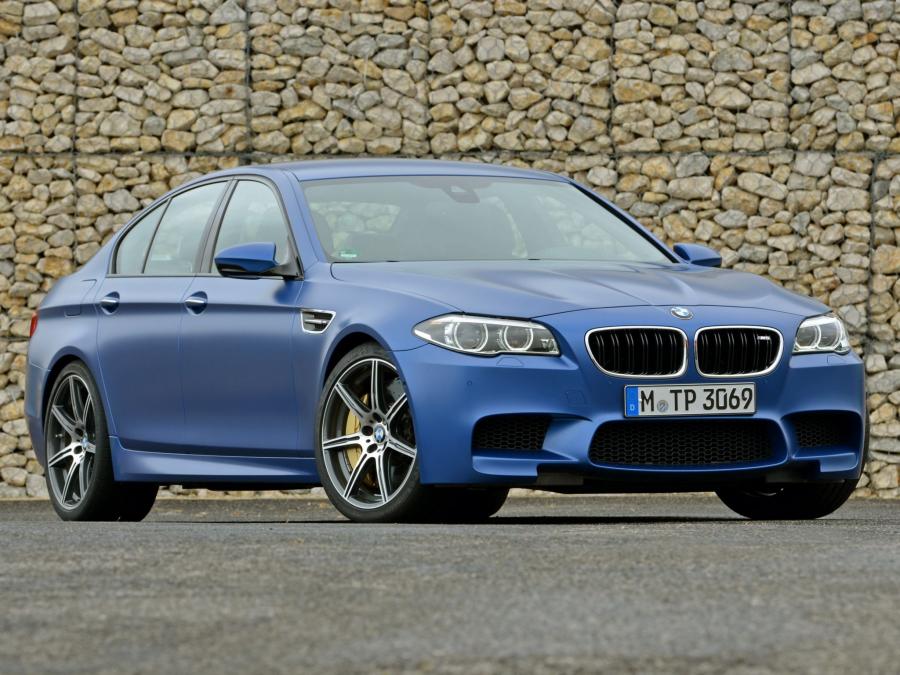  BMW M5 Competition Package 2013 года  (фото 7 из 16)